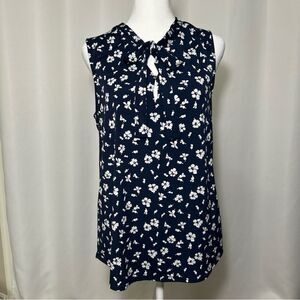 Banana Republic Women’s Blouse Size Medium Blue White Sleeveless Front Tie